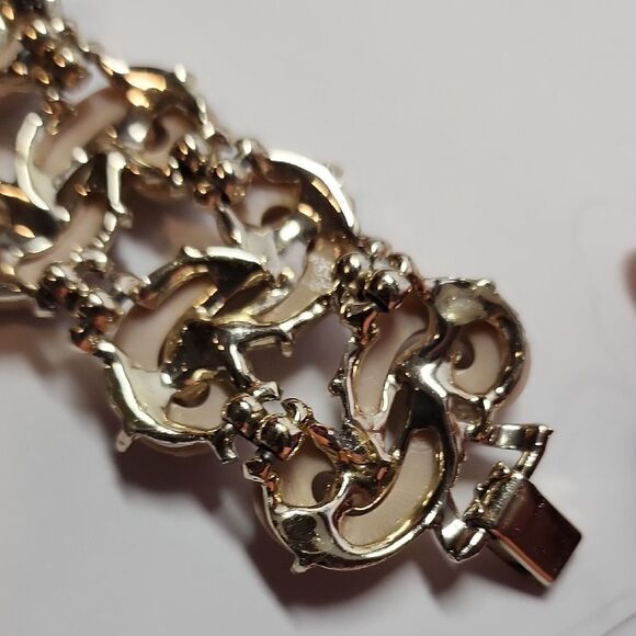 Thermoset Lucite Vintage Braceler Mid Century - Picture 4 of 8